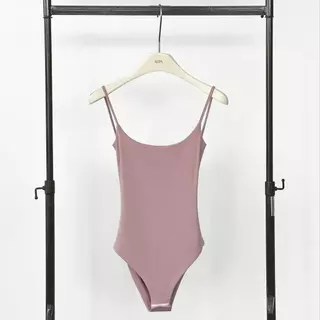 Atipashop - Lunara Bodysuit | บอดี้สูทสายเส้นเล็ก ลุคมินิมอล เปิดหลังเซกซี่เบาๆ