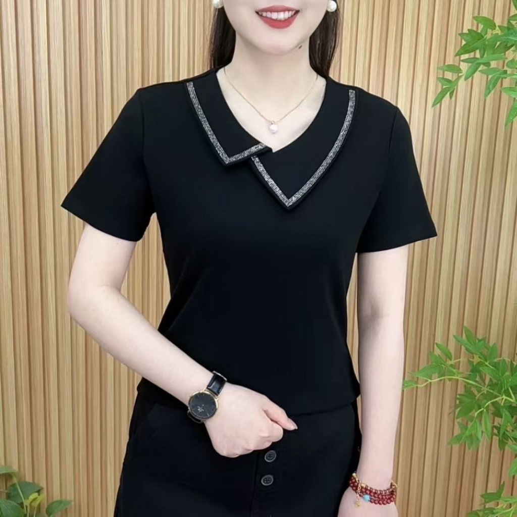 ฤดูร้อน 2026 เสื้อยืดแขนสั้นตัวใหม่ผู้หญิง สไตล์ลิสท์ ดีไซน์แบบตะวันตก เหมาะกับทุกที่ ดูผอมเพรียว สไตล์ผู้หญิง