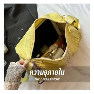 【Caluomatt.TH】กระเป๋าสะพายไหล่สไตล์สปอร์ต ลายสามแถบ กระเป๋าเดินทาง ความจุใหญ่ ผ้านุ่มใส่ง่าย