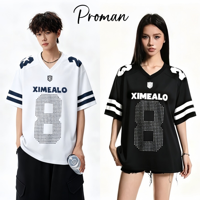 PROMAN รับCOD เสื้อยืดวีคอวินเทจอเมริกัน ผ้าตาข่าย ลายตัวเลข Oversize สปอร์ตแคชชวล