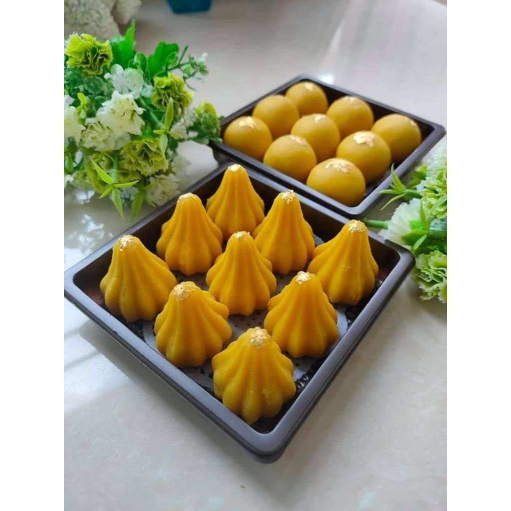 18 ลูก ขนม ลาดู โมทกะ แถมฟรีกำยานเซตถวายขอพร ขนมไหว้พระพิฆเนศ บูชาเทพ บูชาสิ่งศักดิ์สิทธิ์ พระพิฆเนศ ขนมอินเดีย