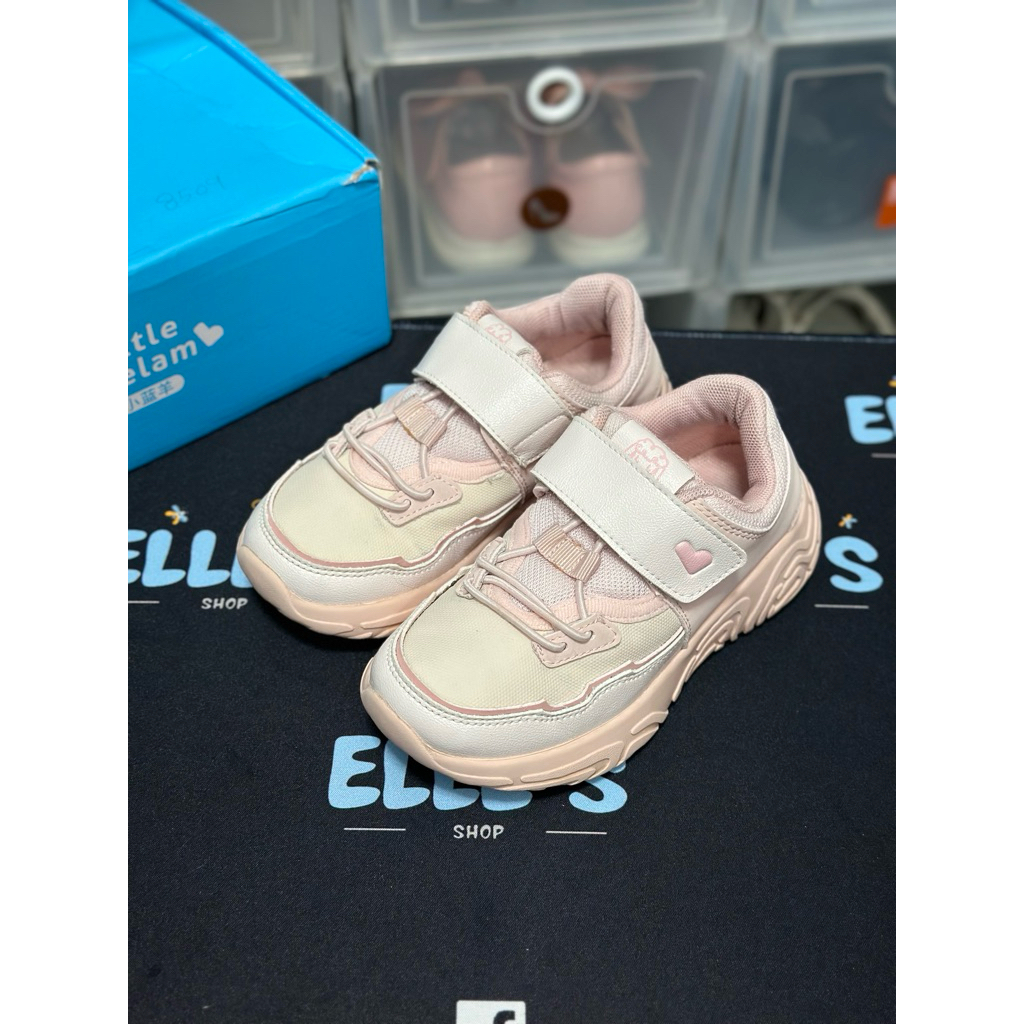 Littlebluelamb : Size UK10/EU28 แนะนำเท้า 16.6- 17.4 ซม. (มือสอง : สภาพใช้งานทั่วไป พื้นเต็ม ครบกล่อ