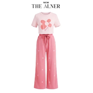 ชุดเซตวอร์มปักดอกไม้ กางเกงขายาว Thealner (ดิอัลเนอร์) -AN554