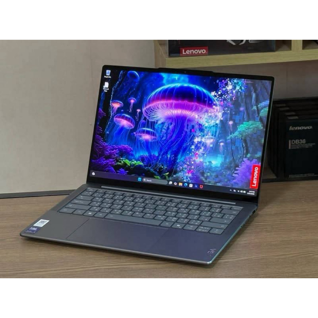 Lenovo Yoga Slim 7i 14ILL10-83JX001GTA Ultra 7 258V SSD1TB RAM32GB เครื่องใหม่ตัวโชว์อุปกรณ์ครบกล่อง