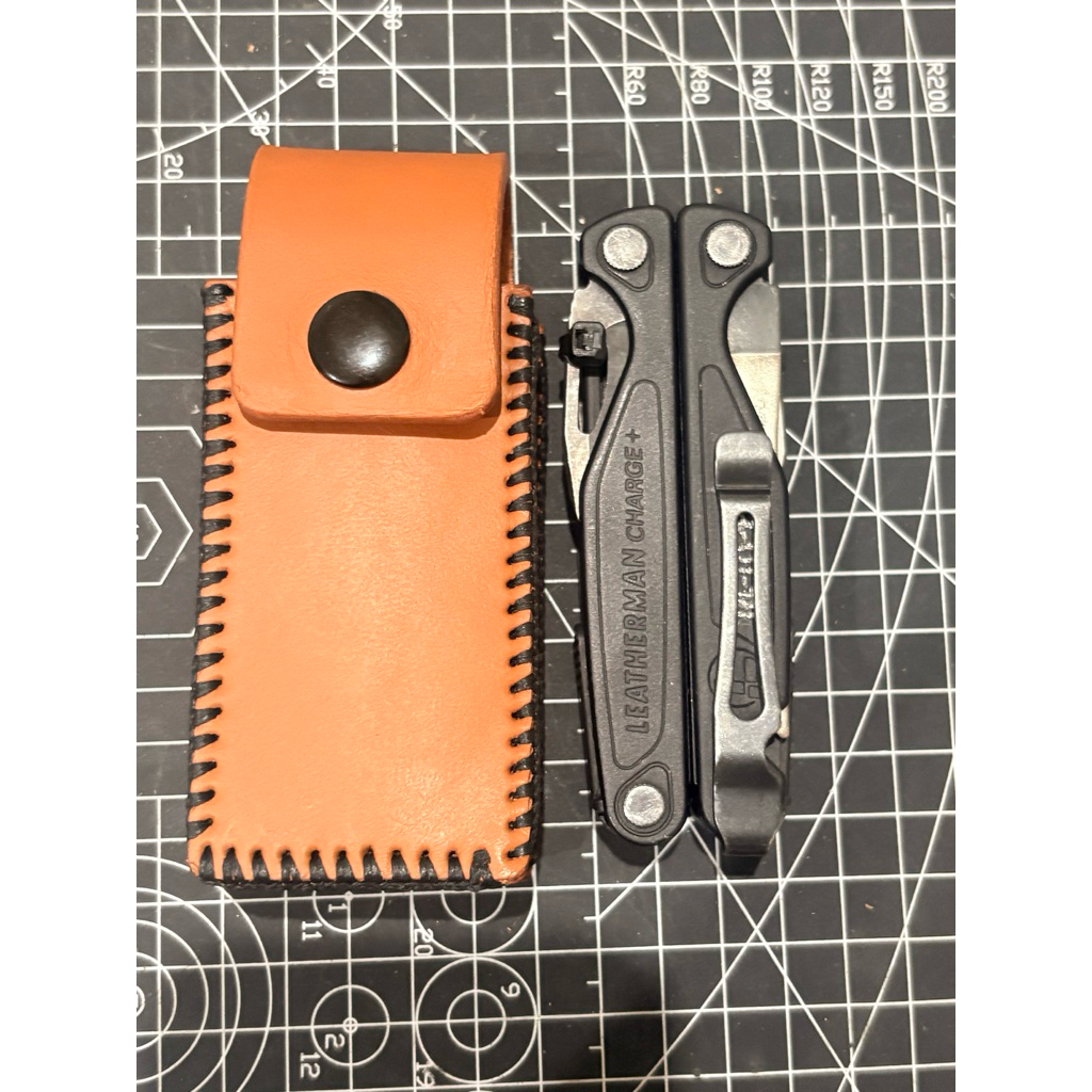 ซองหนังใส่Multitools สำหรับLetherman wave/charge หรืออื่นๆที่ใกล้เคียง หนังแท้เย็บมือ