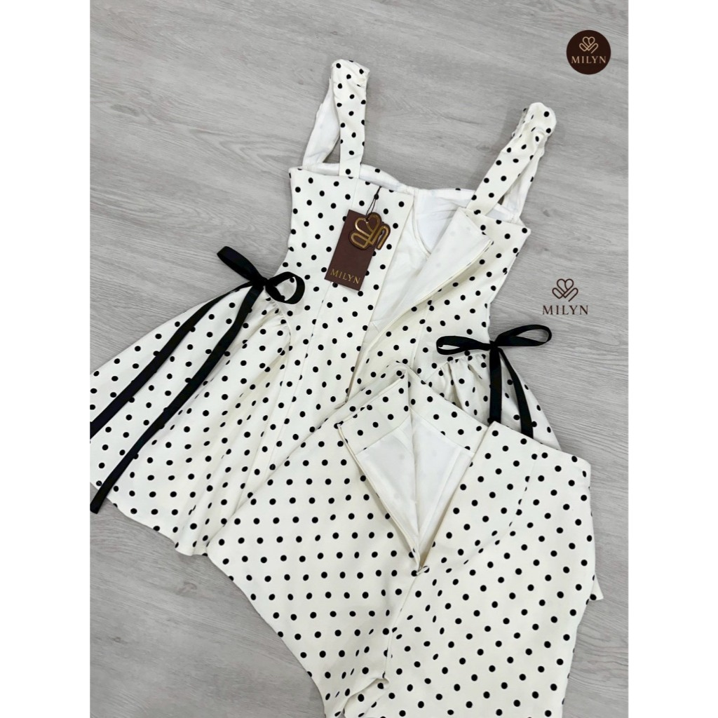 MILYN Setเสื้อโทนครีม ลาย Polka Dot สีดำ+กางเกงขาสั้น รูปที่ 6