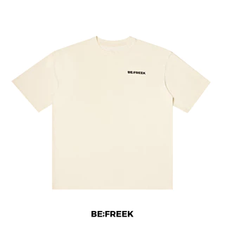 BE;FREEK เสื้อยืดเบสิคสกรีนโลโก้ BE;FREEK ทรง ORIGINAL สีงาช้าง BE;FREEK BASIC ORIGINAL IVORY LOGO T-SHIRT