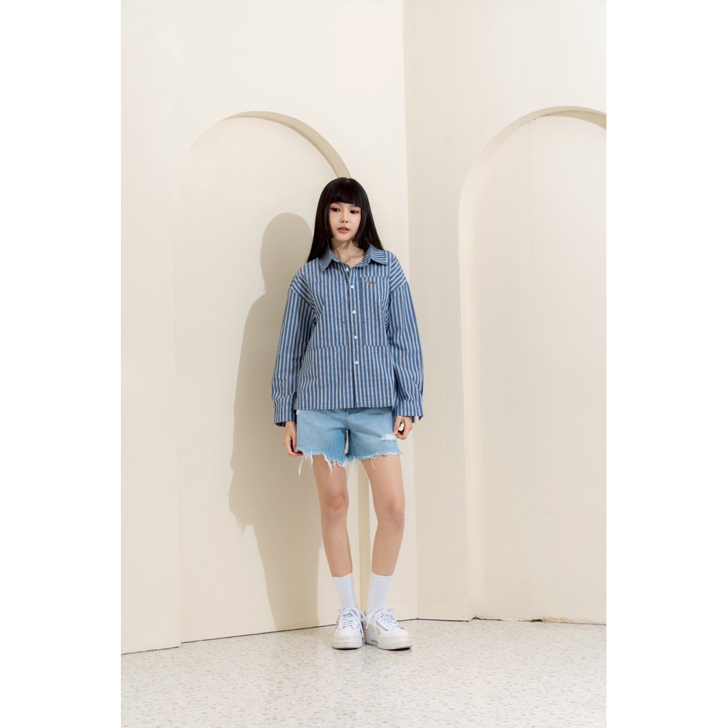 Numsha Brand เสื้อเชิ้ตลายทางปักน้องหมา 2676 / NB25048
