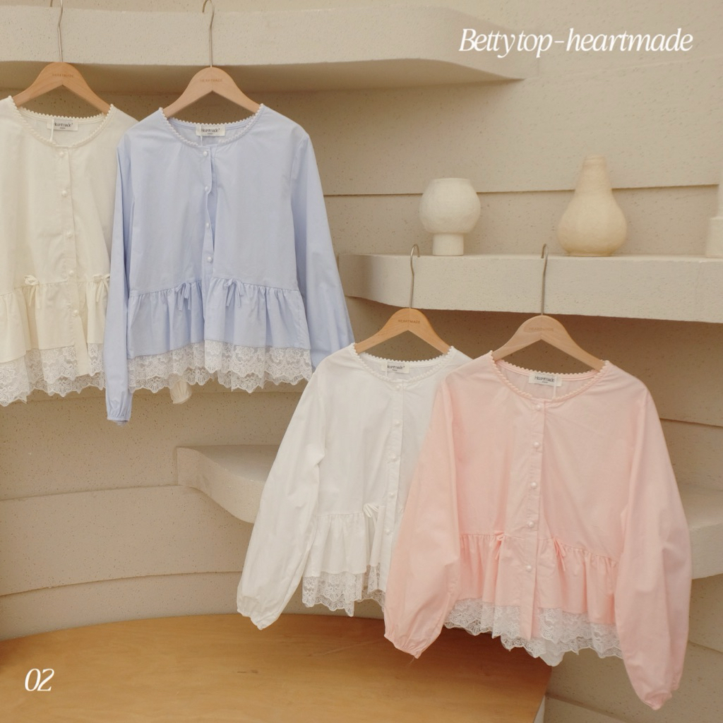 Heartmade-(รหัส 188) Betty top02🧺🐻(สินค้าพร้อมส่ง)