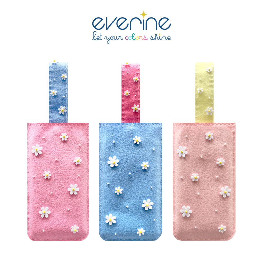 EVERINE - MINI DAISY FELT PHONE POUCH ซองใส่โทรศัพท์มือถือ/ซองใส่พาวเวอร์แบงค์