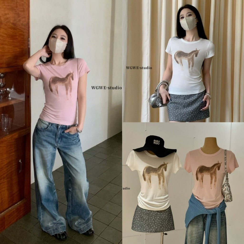 (พร้อมส่ง) Pony Print เสื้อยืดคอกลมสกรีนลายที่อก - 10257 TAG WG.WE