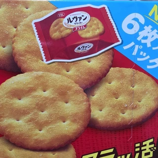 แครกเกอร์ไม่มีไส้ YBC Levin Prime Biscuits ( กล่องใหญ่186g ) แครกเกอร์ จากญี่ปุ่น (9ซองย่อย×6ชิ้น) จากญี่ปุ่น 106001