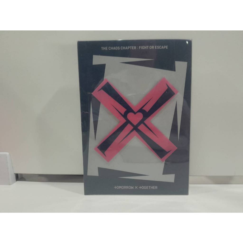 1 CD MUSIC ซีดีเพลงเกาหลีThe Chaos Chapter: FIGHT OR ESCAPE"  (Z1C113)