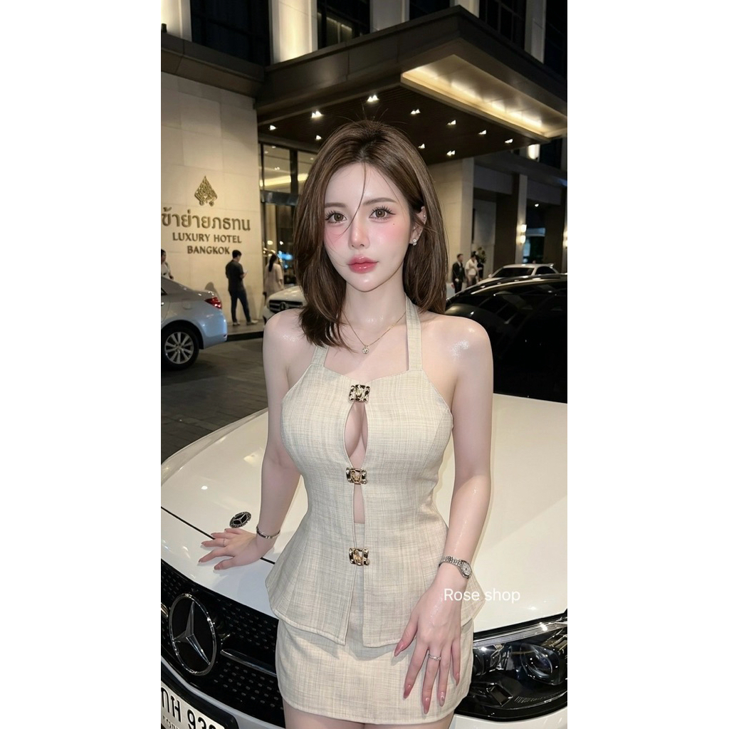 #Roseshop เซต 2 ชิ้น ทูพีซคล้องคอ ดีเทลเสื้อผ่าหน้า โชว์สัดส่วน กระดุมทองอะไหล่เงาวับกับกระโปรงทรงสวย