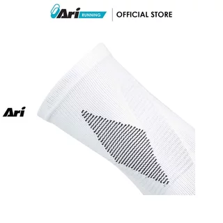 ARI ADEPT TERRY RUNNING CREW SOCKS - ถุงเท้าวิ่ง อาริ