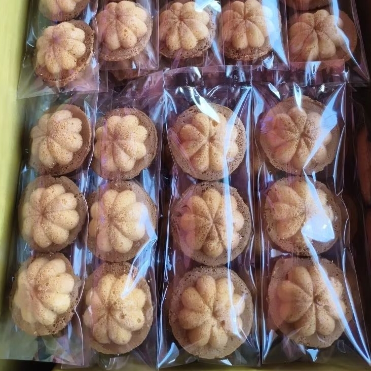 ขนมไข่กรอบโบราณ 3 ชิ้น จำนวน 25 ห่อ