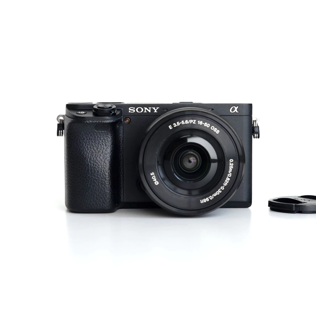 กล้อง Sony A6400 พร้อมเลนส์ 16-50mm