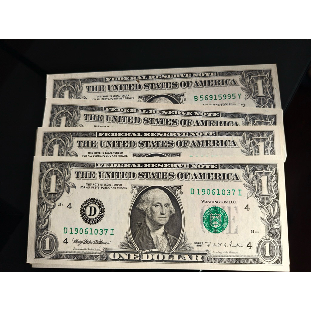 ธนบัตรใหม่ ไม่ผ่านการใช้งาน 1 ดอลลาร์สหรัฐ (1USD UNC banknote) ของสะสม ของตกแต่ง ของโบราณ