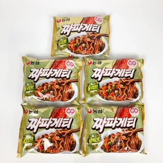จาปาเก็ตตี้ จาจังเมียน 1 ซอง 140g บะหมี่ซอสดำเกาหลี Chapagetti มาม่าเกาหลี 짜파게티