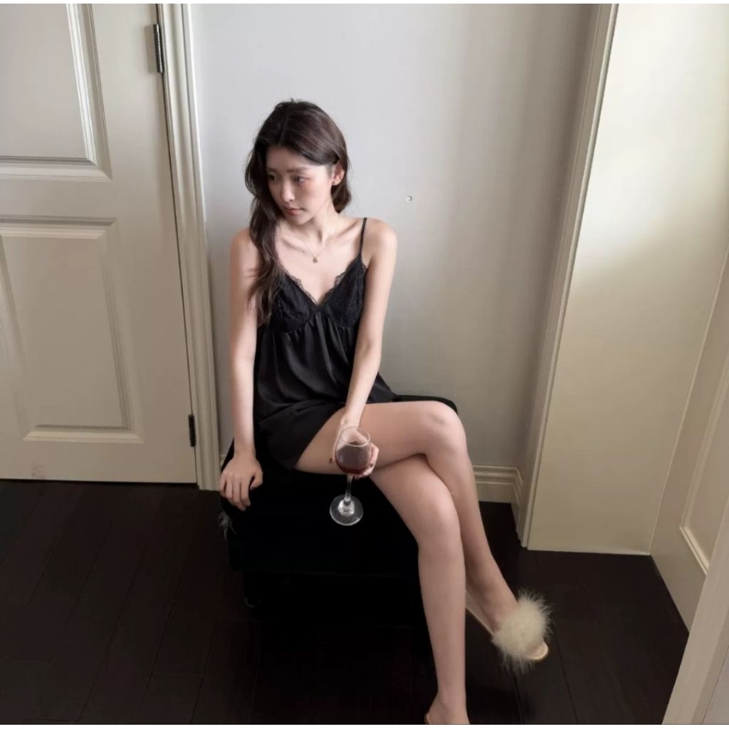 ชุดนอน Étoile Lace Cami Set – Black (premium silk satin)