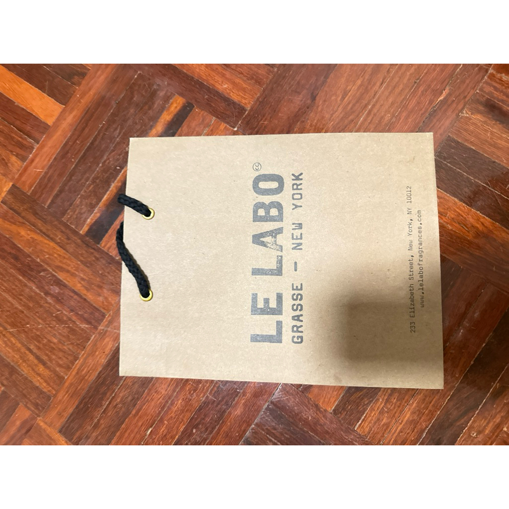 ถุงน้ำหอม le labo มี 1 ใบ