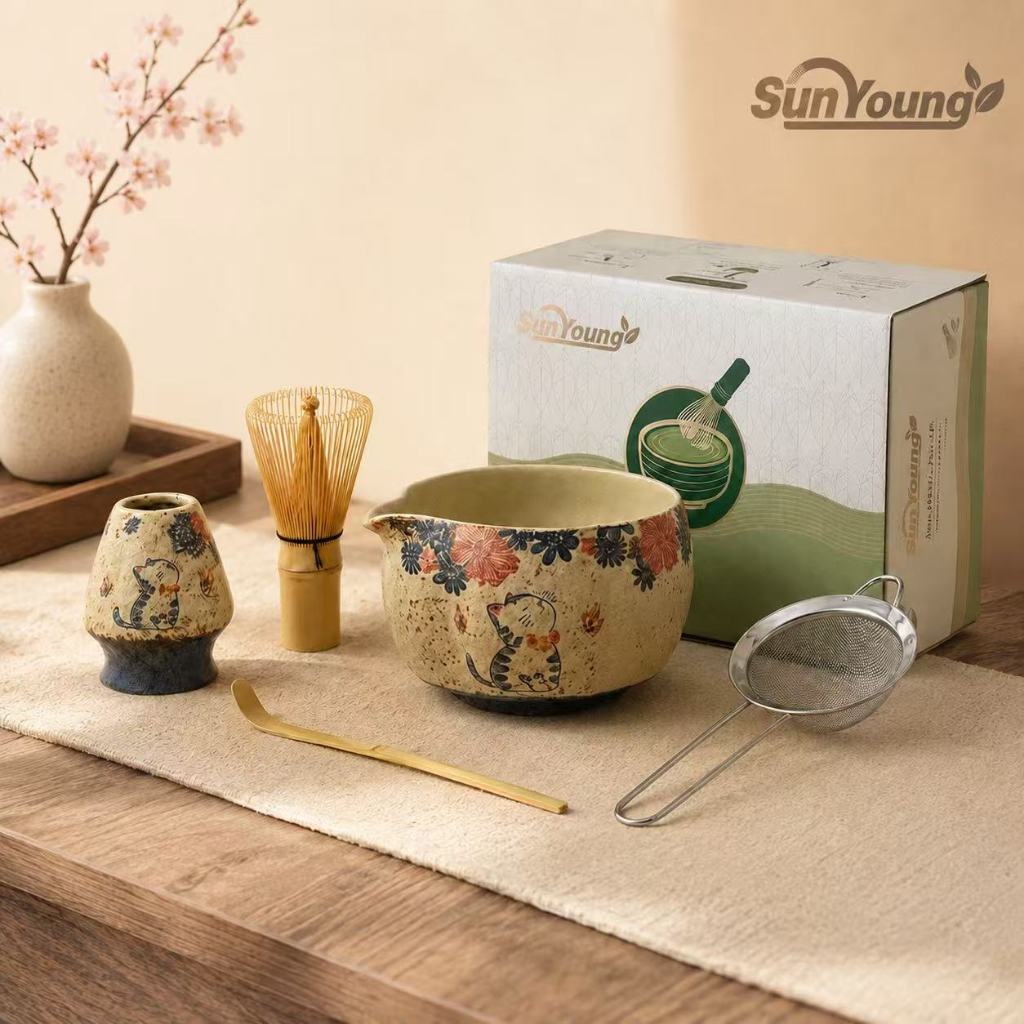 SunYoung Cat Matcha Set ชุดชงมัทฉะ 5 ชิ้น ชามเซรามิกลายแมว พร้อมกล่องของขวัญ เหมาะสำหรับใช้เองหรือมอบเป็นของขวัญ