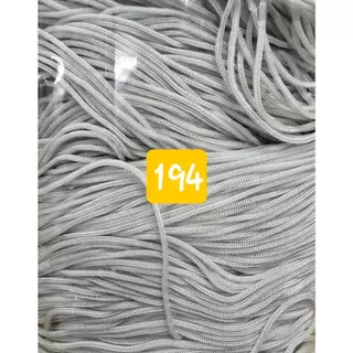 เชือกร่ม ขนาด1.8-2 มิล เกรด บี เส้นอาจมีขนาดไม่เท่ากัน บางถุงสีจะมีความไม่สม่ำเสมอกัน น้ำหนัก500 กรัมsaleสีตามตัวอย่าง