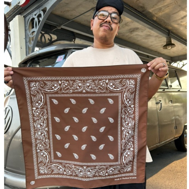 ผ้าโพกหัว ผืนใหญ่พิเศษ 70 x70 cm. เนื้อผ้าโพลีเอสเตอร์ (Polyester) พร้อมส่งจากไทย