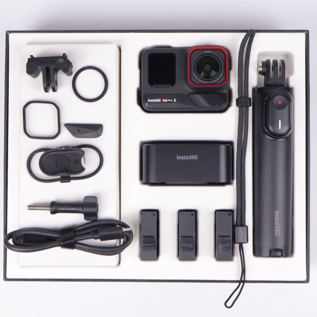 Insta360 Ace Pro 2 Creator Bundle มือสอง