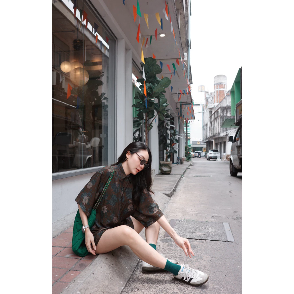 Vintage shirt เสื้อเชิ้ตแขนสั้นลายวินเทจ Oversize