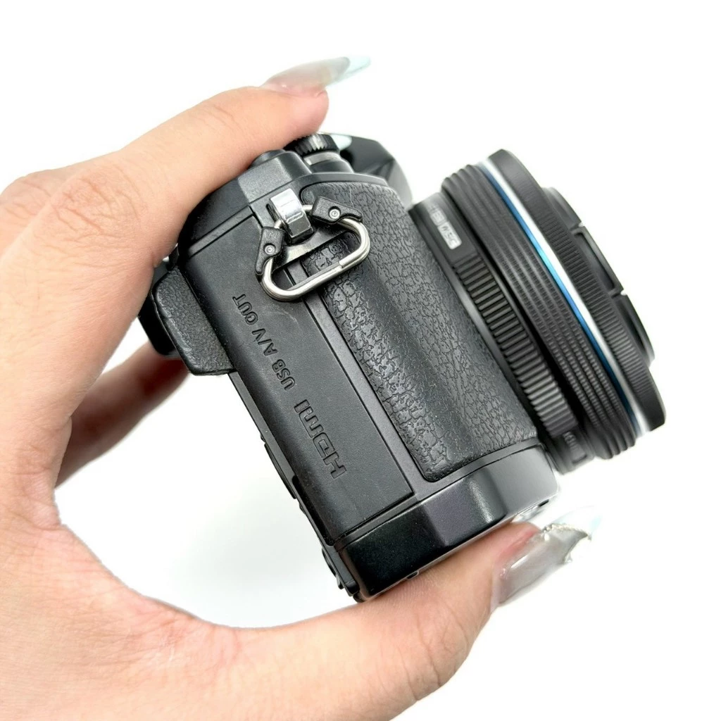 Olympus OM-D E-M10 Mark II เลนส์ 14-42mm thumbnail 6