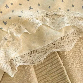 M-2XL🎀 กางเกงในผู้หญิงผ้าฝ้าย นุ่มสบาย ขอบลูกไม้ เอวกลาง ดีไซน์สวย ระบายอากาศดี ใส่ได้ทุกวัน