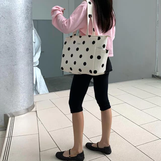 SUNSCRÈME - CARRYALL DOT BAG (กระเป๋ารุ่น CARRYALL ลายจุด)