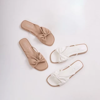 LEAVESSHOES รุ่น Bow รองเท้าแตะแบบสวม แต่งโบว์น่ารัก หน้าเท้ากว้าง/เท้าอวบ แนะนำบวกเพิ่ม 1 ไซส์