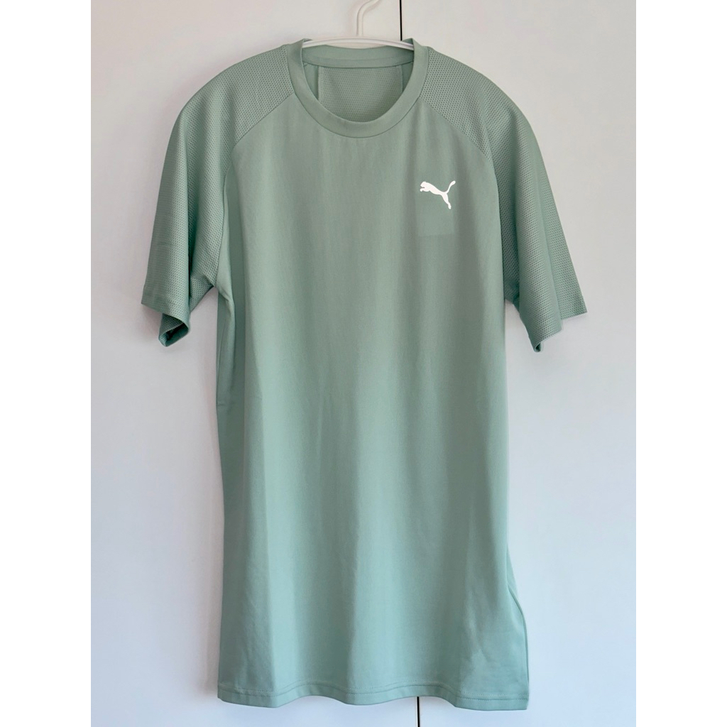 เสื้อออกกำลังกาย puma