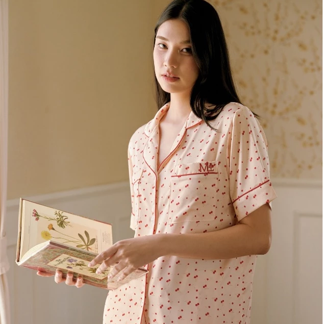 MUSLIN Cherry Rouge - Silk Satin Pajamas [Basic collection]