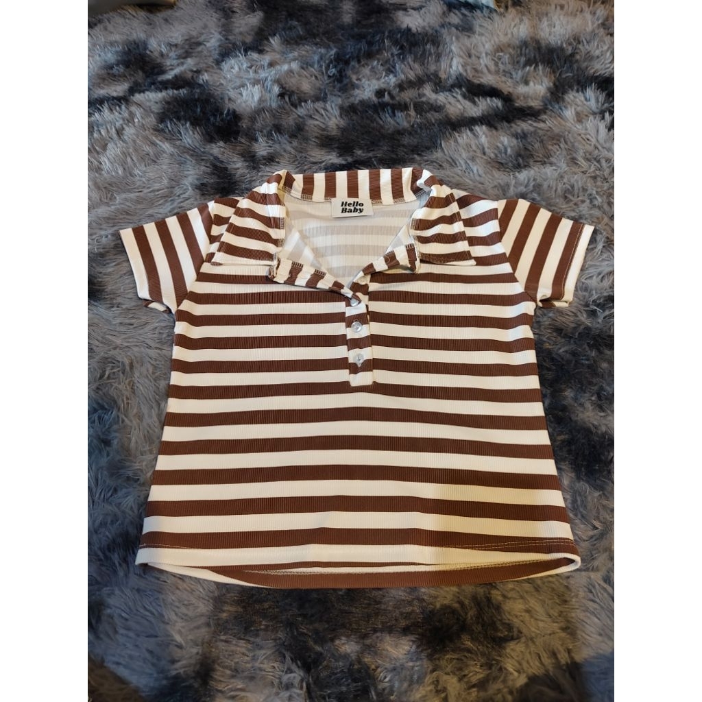 เสื้อยืดลายขาวน้ำตาลhello baby