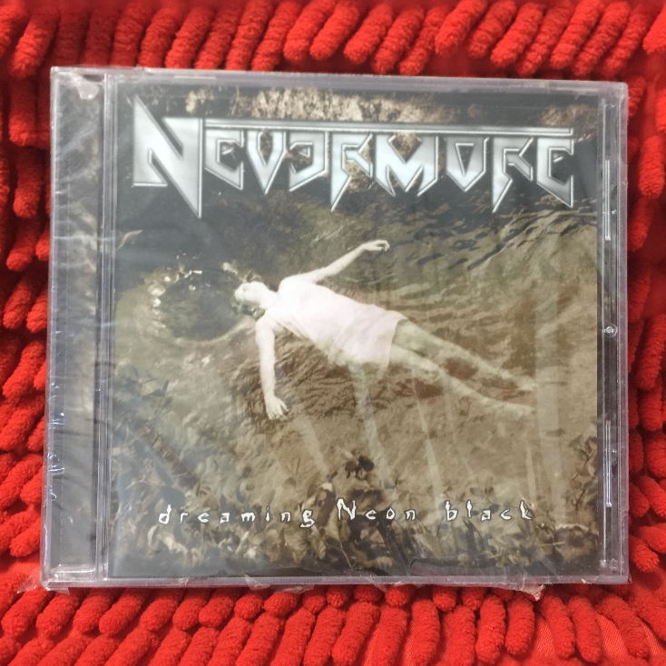CD Nevermore – Dreaming Neon Black /V1-789