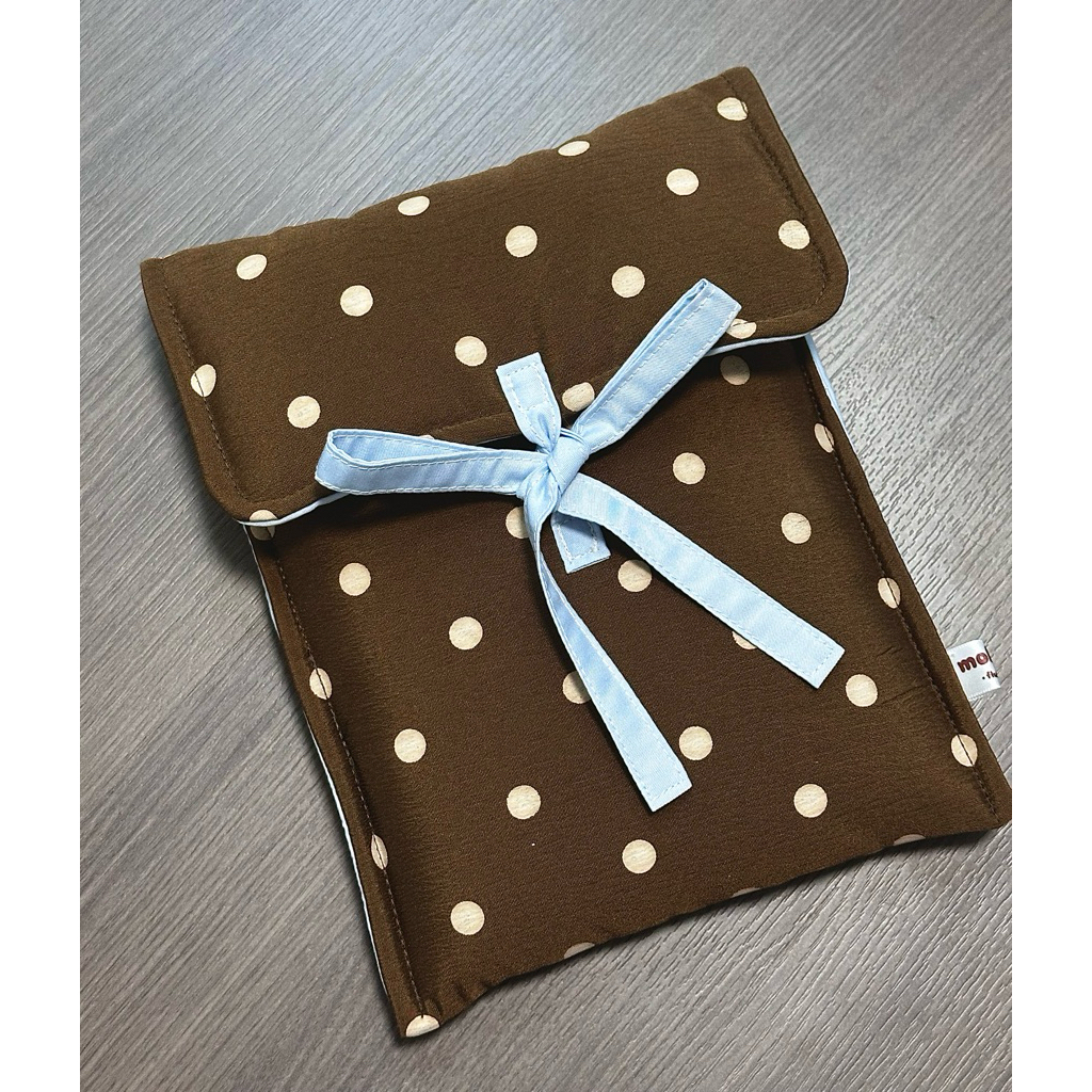 cookie sleeve for book, kindle, e-reader | mobby_fluffy
