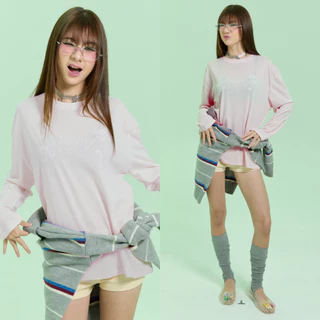 Bemingtop1244(S-M) - Rosie Top - เสื้อยืดแขนยาวดีไซน์เรียบดีเทลลายดอกกุหลาบ BEMING
