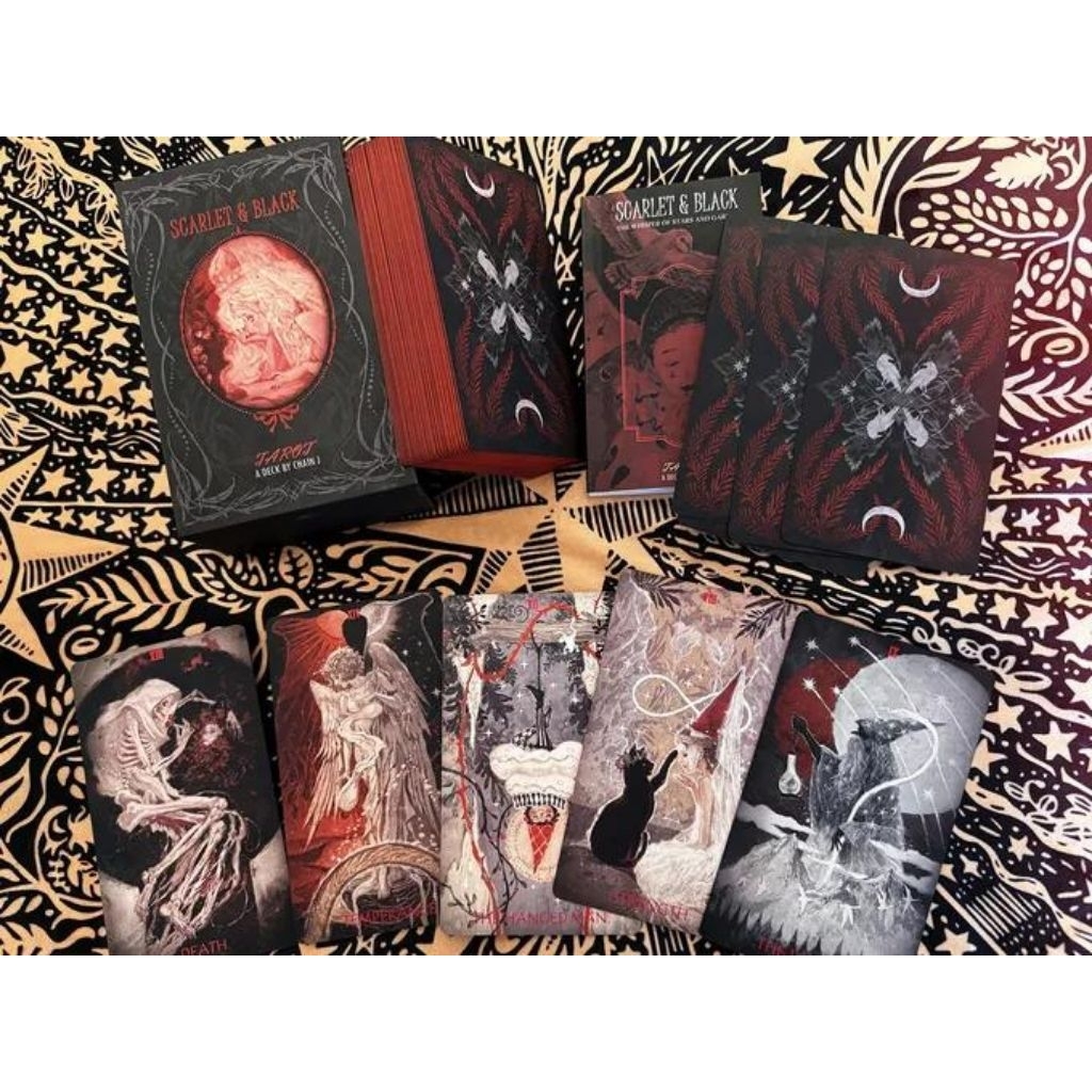 Scarlet And Black Tarot : Whispers of Stars and Gardens ไพ่ยิปซีขอบสีแดงหรูหรา ไพ่ทาโร่ต์ Tarot Oracle