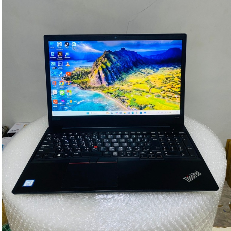โน๊ตบุ๊คมือสอง Notebook Lenovo E590 i3gen8(RAM:8GB/SSD:128GB)ขนาด15.6" คีย์บอร์ดตัวเลขแยก