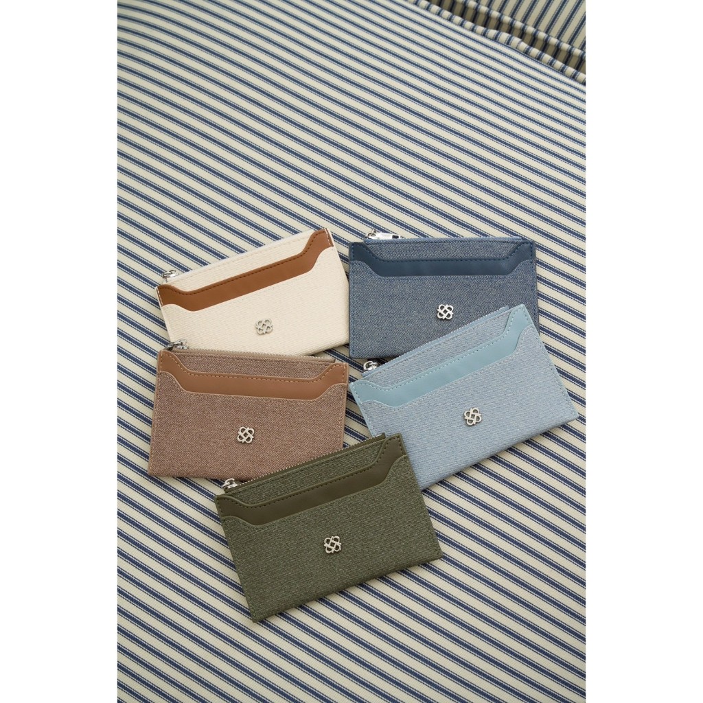 PEROTA “Chilly Card Holder” มาพร้อมกล่อง