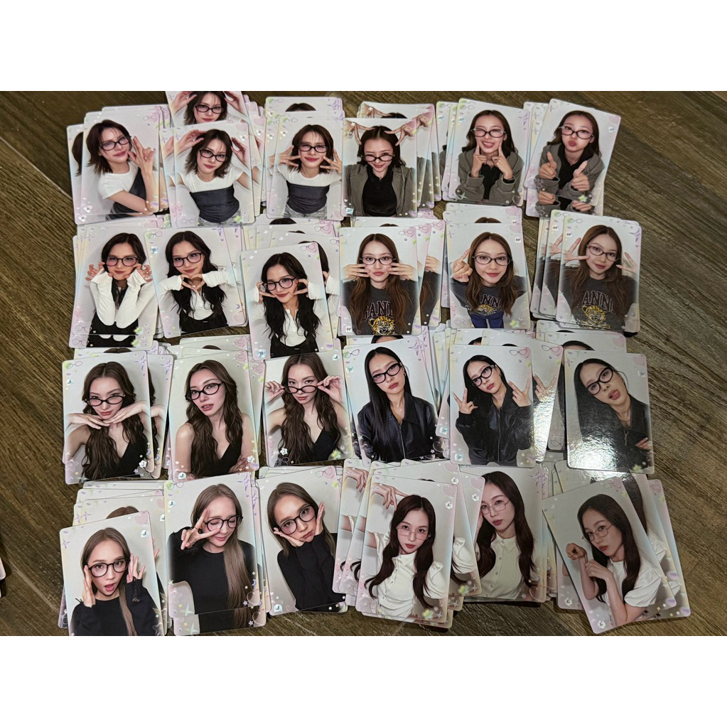 พร้อมส่ง GMMTV RANDOM CARDS ALL EYES HERE GIRLS หญิง EMIBONNIE JANJINGJING NAMTANFILM MILKLOVE