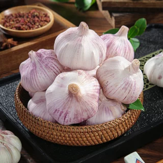 กระเทียมหัว และ กระเทียมกลีบ ลูกใหญ่ กลิ่นหอมเข้มข้น มี 500g/1kg ส่งฟรี มีบริการส่งด่วน ใช้ปรุงอาหารทุกเมนู