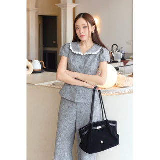 ร210 Grace Tweed ผ้าทวิตนุ่มสวยมาก เทาสีเดิม/ครีม สีใหม่ Set 2pcs. เสื้อคอบัวปกแต่งขอบลูกไม้ แขนสั้น
