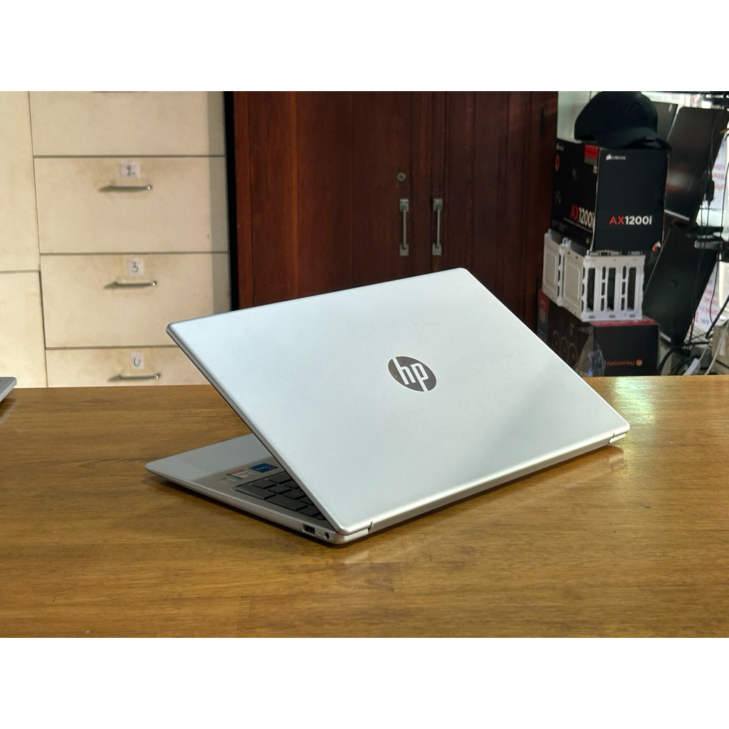 HP 15-fr0024TU i5-13500H Ram16GB