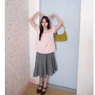 twinkle blouse ทวิ้งเคิ้ลเบล้าส์ เสื้อคอบัวระบายจั้มแขน jellybutter
