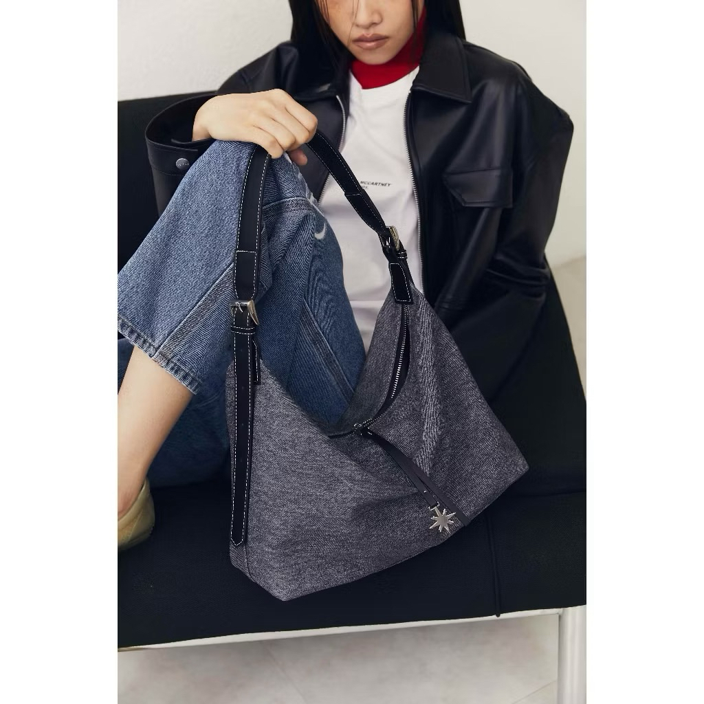 [Used once] From 2,290.- GLISS THE OBJECT- GINN gentlewoman stand oil rally merge cozii tallulah atr