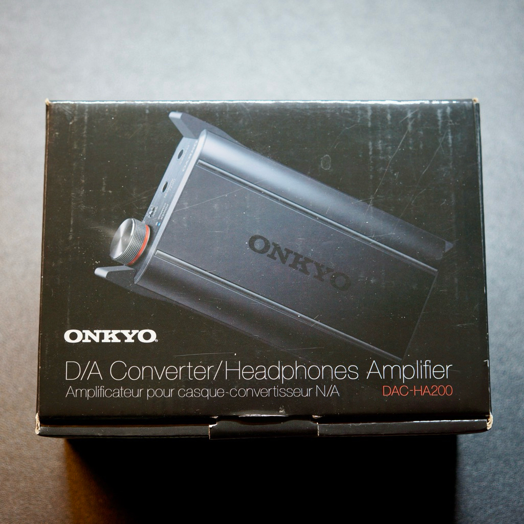แอมป์หูฟัง ONKYO DAC-HA200 D/A Converter/Headphones Amplifier งานกล่อง (Y1566634)